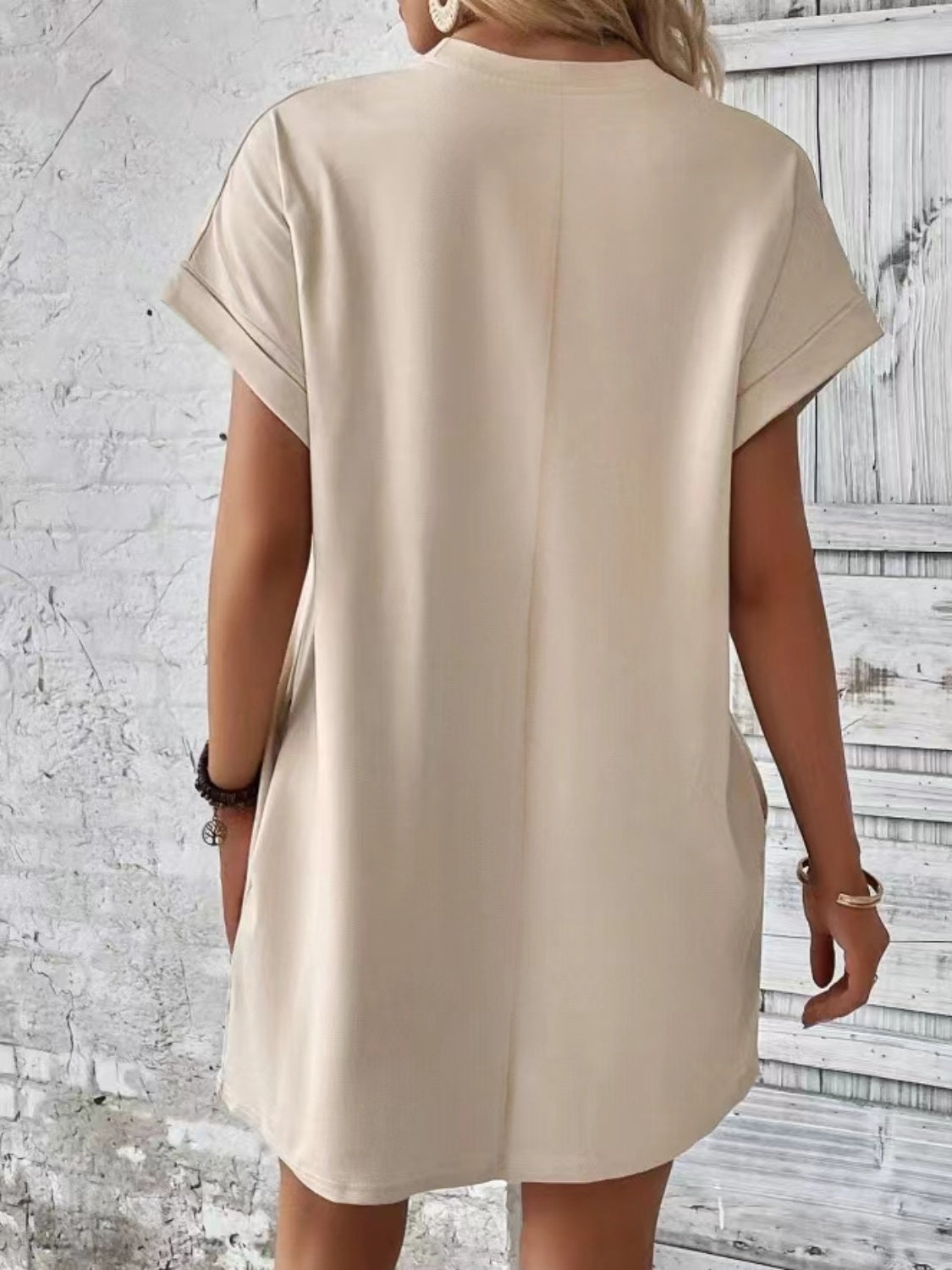 Pocketed Round Neck Short Sleeve Dress  Hot Trends