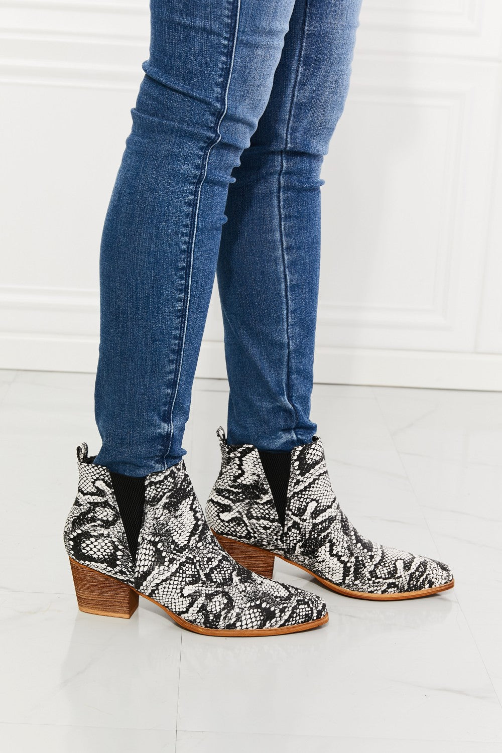 MMShoes Back At It Point Toe Bootie in Snakeskin Trendsi