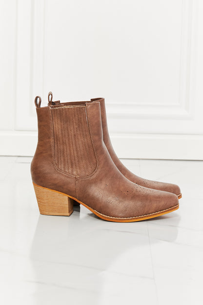 MMShoes Love the Journey Stacked Heel Chelsea Boot in Chestnut Trendsi