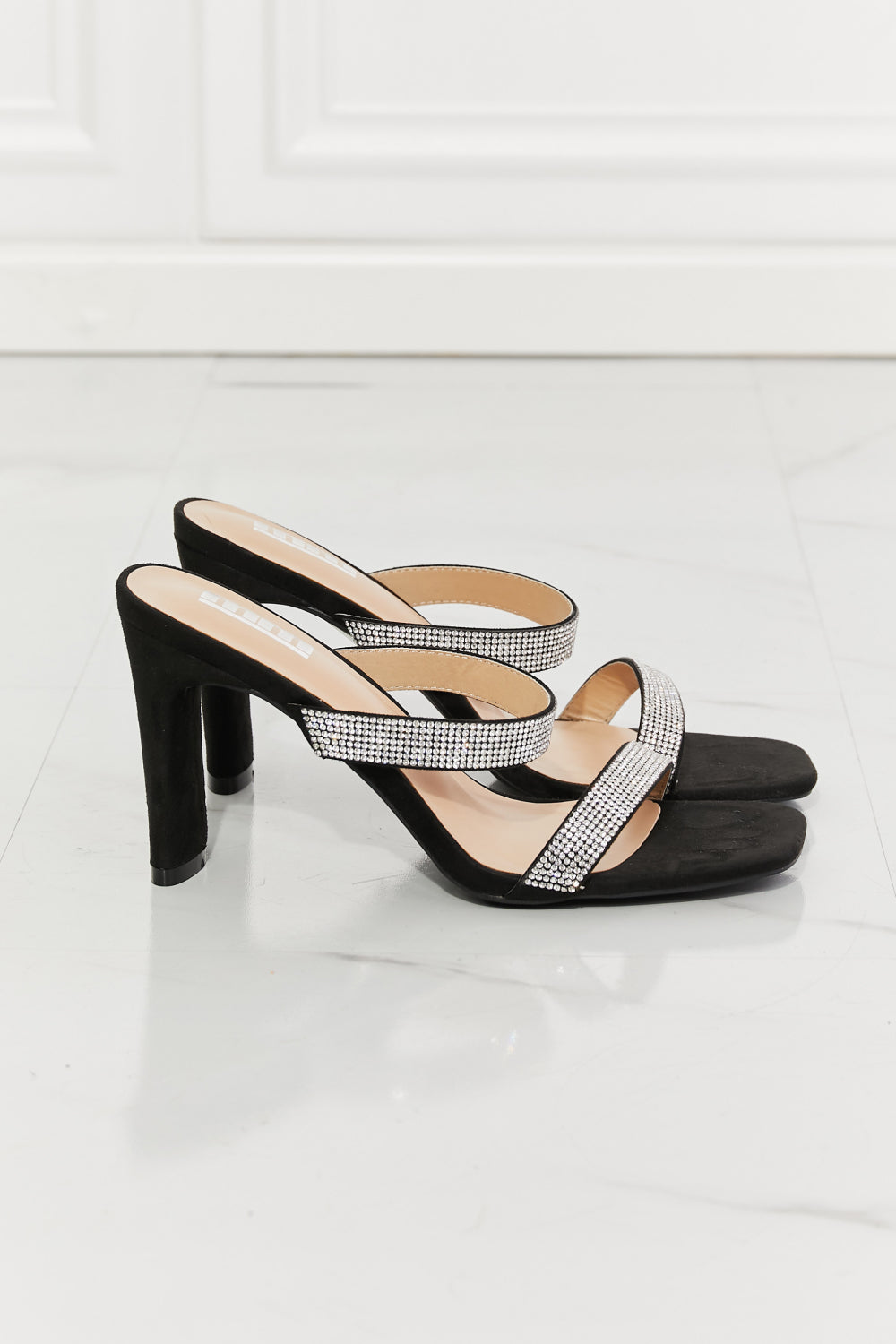MMShoes Leave A Little Sparkle Rhinestone Block Heel Sandal in Black Trendsi