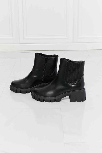MMShoes What It Takes Lug Sole Chelsea Boots in Black  Hot Trends