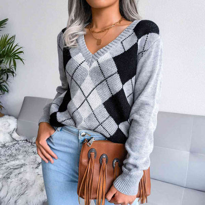 Geometric V-Neck Sweater Trendsi