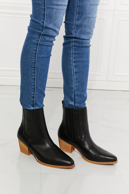 MMShoes Love the Journey Stacked Heel Chelsea Boot in Black Trendsi