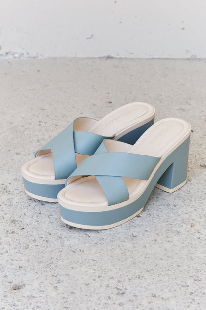 Weeboo Cherish The Moments Contrast Platform Sandals in Misty Blue Trendsi
