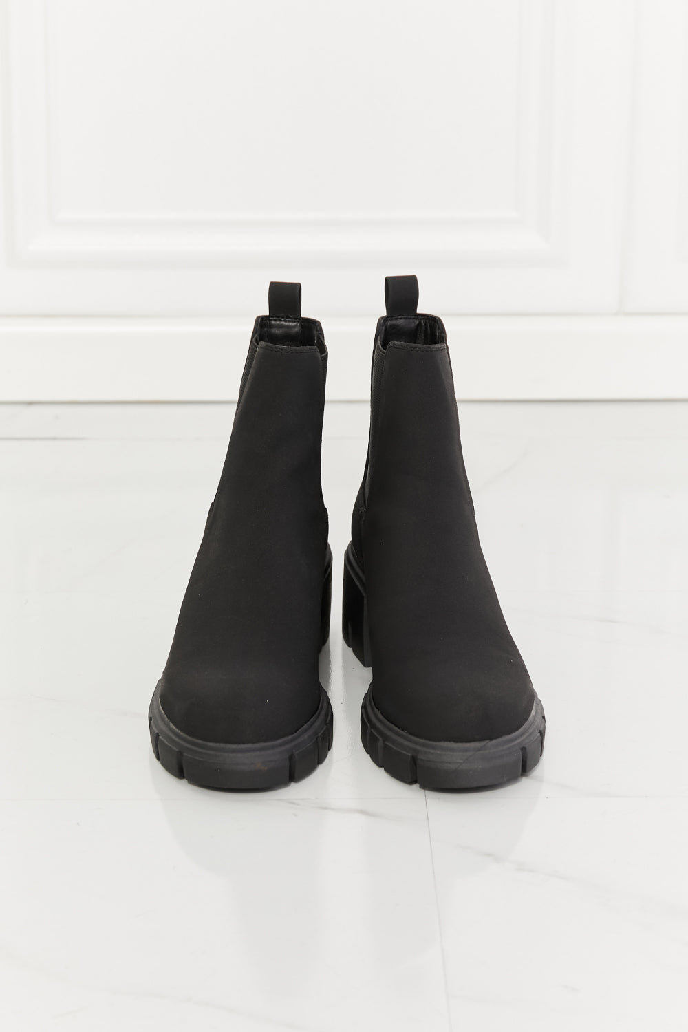 MMShoes Work For It Matte Lug Sole Chelsea Boots in Black Trendsi